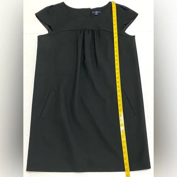 GAP Womens M Solid Black Cap Sleeve Straight Dress Maximalist Preppy Classic - Picture 11 of 16